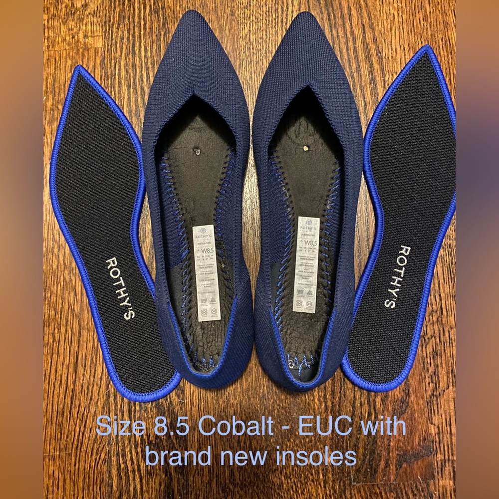 Size 8.5 Rothy’s Cobalt points